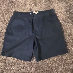 Old Navy - Men's Navy Blue Shorts